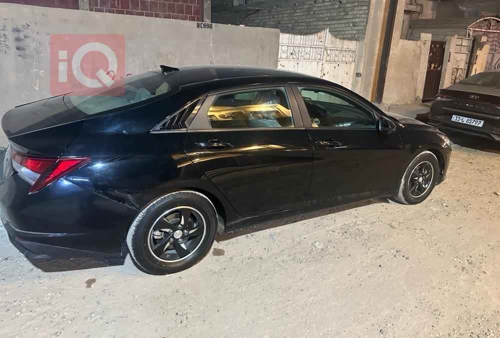 هیوندای ئەلەنترا